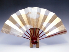 mainuri00043-230x172.jpg