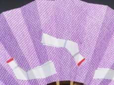 舞扇子（白竹）疋田結び文・紫のアップ